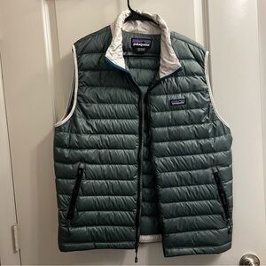 Patagonia Men's Teal Quilted Vest